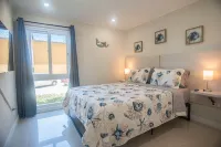 Oceania 4 bed 3 bath ocean view. Beachfront luxury, stunning Eagle Beach views