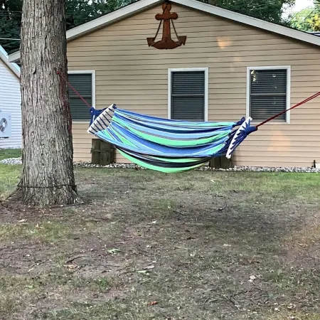 Hot Tub, pristine beach access, 2-bdrm cottage with AC, WiFi near Port Austin #2