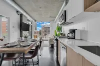 Stylish Beltline 1BR w/ Parking
