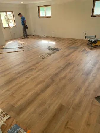 NEW LISTING! Cozy Country Farmhouse with Hot Tub