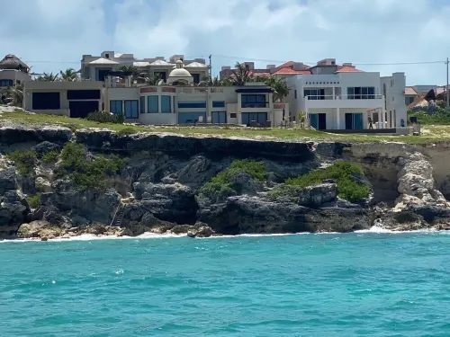 Four bedroom Caribbean oceanfront villa with stunning ocean views and two pools