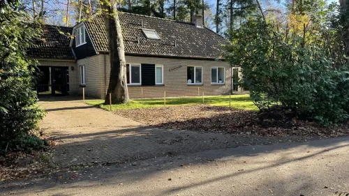 Luxury vacation home with bar billiards and sauna in wooded area