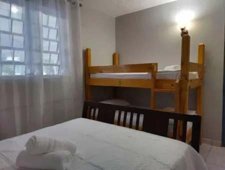 Cabanas Playa Santa/ Apto.A/Billar/ Piscinas/ Energía Renovable Отели в г. Монтальва