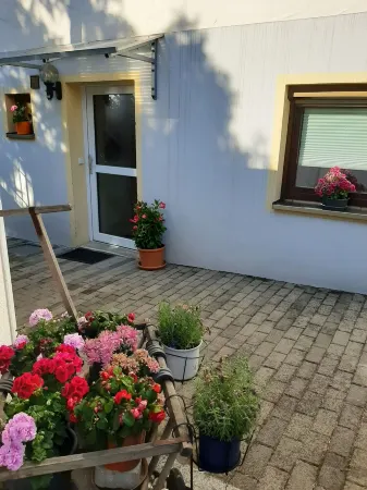 Apartment about 30 square meters 2 people Отели в г. Бад-Бухау