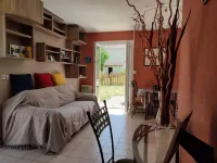 Quiet gite with garden 300 m from Le Guichet rer station