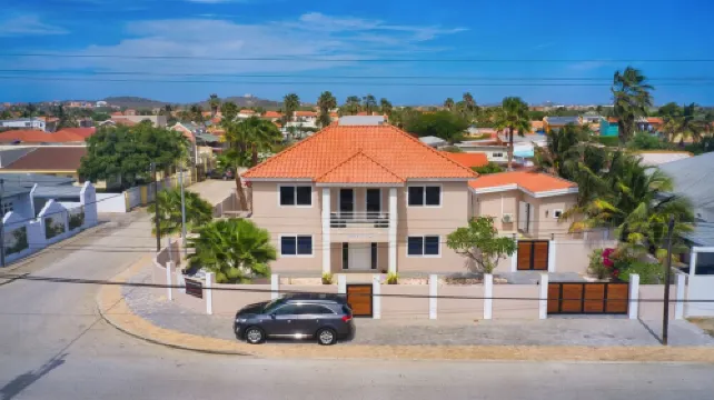 Summer Wind Luxury Family Villa