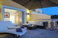 Luxury villa with private swimming pool and sea and sunset views