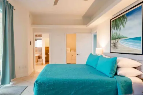 Expansive Ocean, Port, and Launch Views! 4/3.5, 2500sqft, Parks 3!