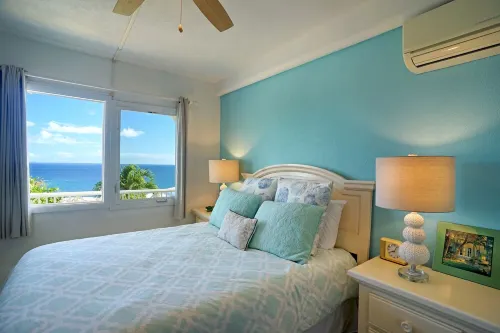 Home with panoramic views with access to private beach!