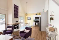 Charming Crestone Mountain Cottage- 1 mile from town!