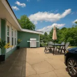 •A Family Haven N' Heart of Tupelo: 4 Bedrooms, 6 Beds, 1.5 Baths Sleeps 8 or 9