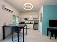 Cozy studio with AC and WiFi in soothing Venetian Road Settlement Hotel a Venetian Road Settlement