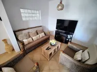 Maison à Louer à 10 Minutes de la Plage Hotels in Mahebourg