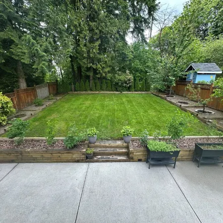 Luxurious & Modern 2 Bedroom Private Suite in Coquitlam 1 Family