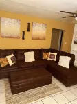 Lovely 2 Bedroom Condo With *Free Parking and WiFi*