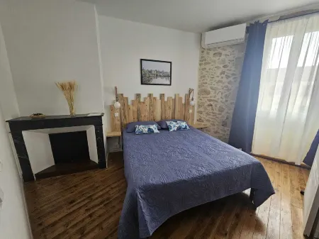 L'Escale 32 Отели в г. Курансан