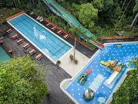 Borneo Tropical Rainforest Resort Hotels in Miri