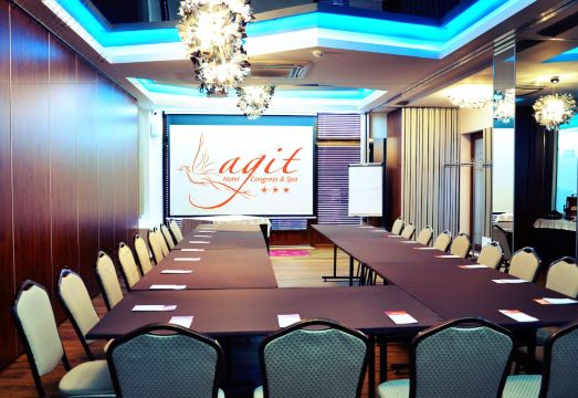 베스트 호텔 아지트 콩그레스&스파