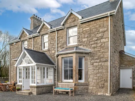 Flagstaff Отели в г. Ллангед