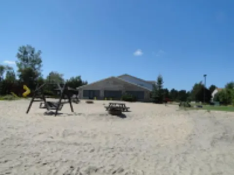 Oscoda Lakeside Hotel