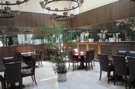 Rest Hotel Отели рядом с достопримечательностью «Genclik Park»