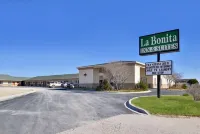La Bonita Inn & Suites - McCamey