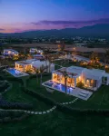 Taf All Villas Beachfront Resort & Tesla Y