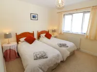 Min Y Traeth Hotels near Criccieth