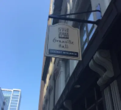 Granville Hall Residence Hotel di 