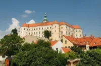 Villa Kiwi Hotels near Kozi Hradek - Mikulov