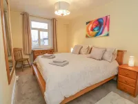 Beside the Sea - in Town - Apartments