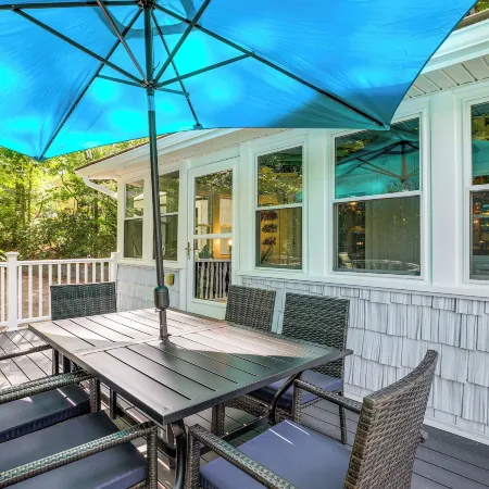 Lakefront Lusby Home w/ Fire Pit: 3 Mi to Beach!