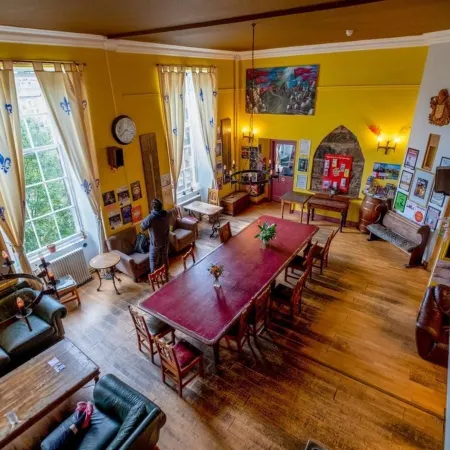 Castle Rock Hostel - Adults Only