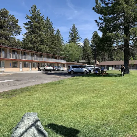 Beverly Lodge