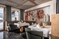 Galtenberg Family & Wellness Resort - breakfast