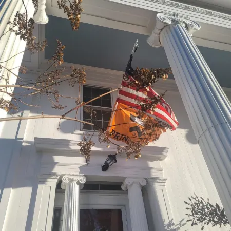 House of 1833 Bed and Breakfast