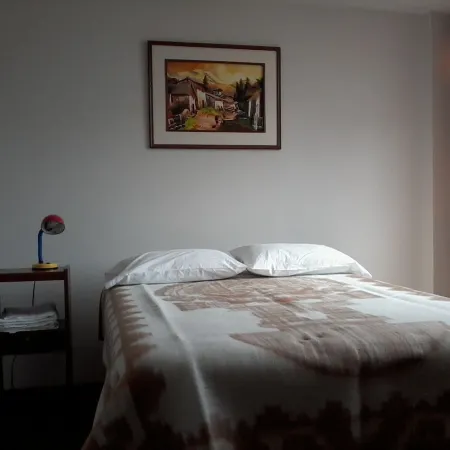 Royal Sweet Dreams Airport B&B