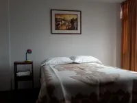 Royal Sweet Dreams Airport B&B Hotels in La Perla