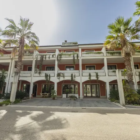 Prince Franklyn Hotel