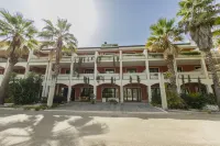 Prince Franklyn Hotel