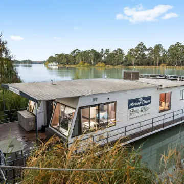Renmark River Villas and Boats & Bedzzz