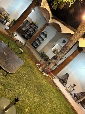 卡索納埃爾卡爾瓦里奧酒店 酒店