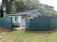 Cozy 2-Bedroom Cottage on James Island — Explore Charleston & Folly Beach