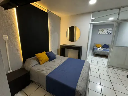 HOTEL URBAN TEPATITLAN Отели в г. Тепатитлан де Морелос