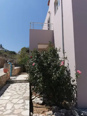 CRÊTE, beautiful villa with swimming pool and fantastic sea view on souda bay Hotels in Apokoronas