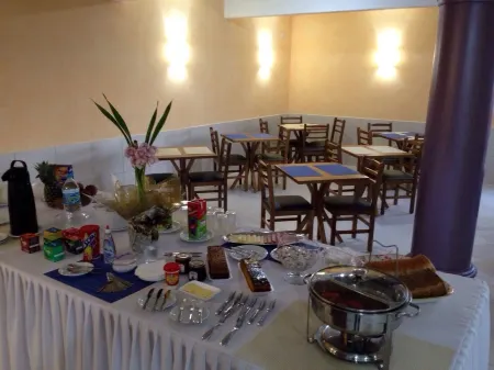 Vespasiano Hotel Telêmaco Borba Отели в г. Телемаку-Борба