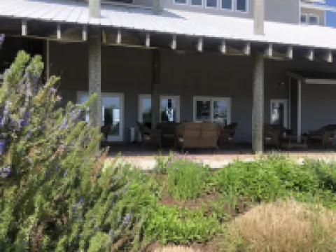 Knapps Narrows Marina & Inn Hotels in Tilghman Island