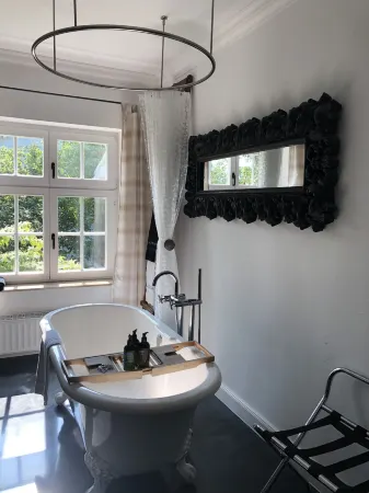 Villa Adelees Boutique Hotel