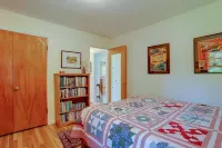 Living Color 2 Bedroom Home by Redawning - balcony