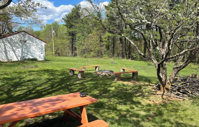 Tuggles Gap Roadside Inn